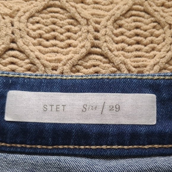 Anthro Pilcro Stet Mid-Rise Skinny Jeans with Split Hem - Size 29 - Picture 9 of 11